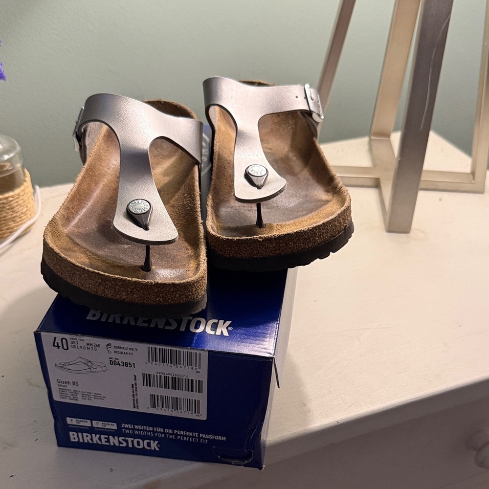 Birkenstock 40w Metallic Silver Sandals